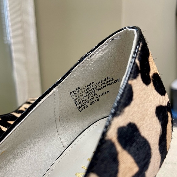 NEW Anne Klein 8 1/2 (Fur feeling) Elegant Heels - Picture 2 of 3